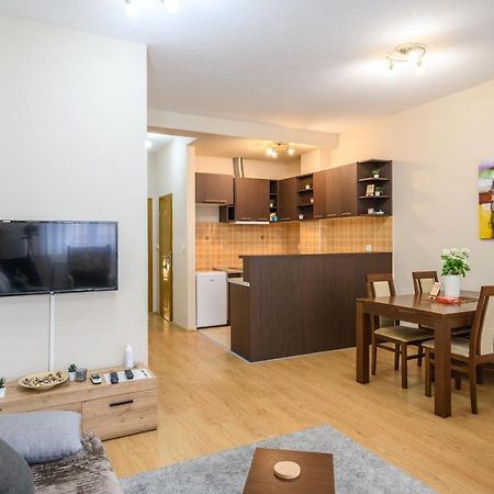 Lux Apartman D&N Svilajnac Экстерьер фото